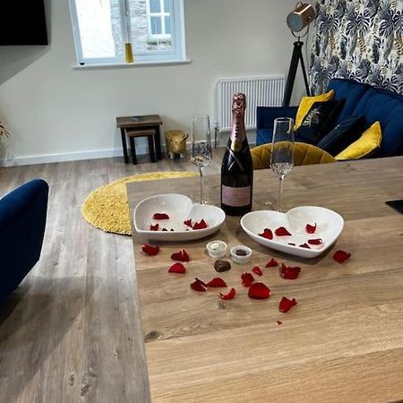 Ulverston Stunning 1 Bedroom Apartment Esterno foto